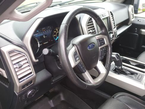 Used 2016 Ford F150 Lariat w/ Equipment Group 502A Luxury AWD/4WD image 10