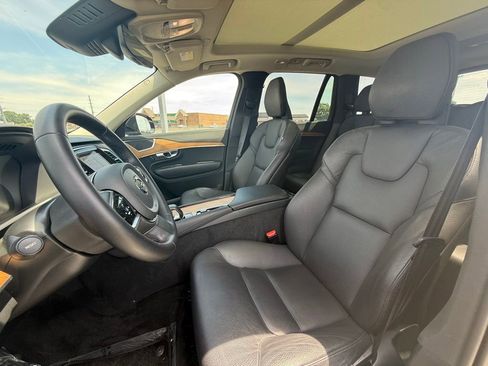 Used 2024 Volvo XC90 B6 Plus AWD/4WD image 27