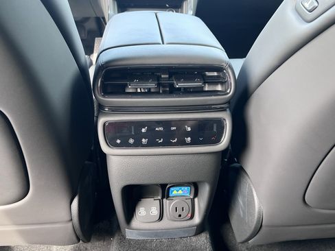 New 2026 Genesis GV80 3.5T Prestige image 14