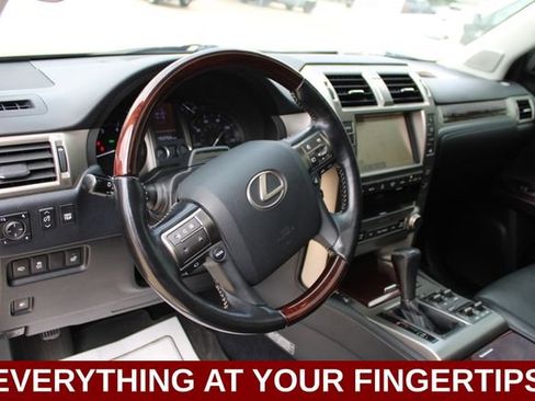 Used 2018 Lexus GX 460 Luxury AWD/4WD image 2