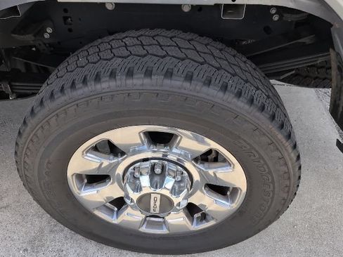 Used 2023 Ford F350 Lariat w/ Chrome Package AWD/4WD image 9