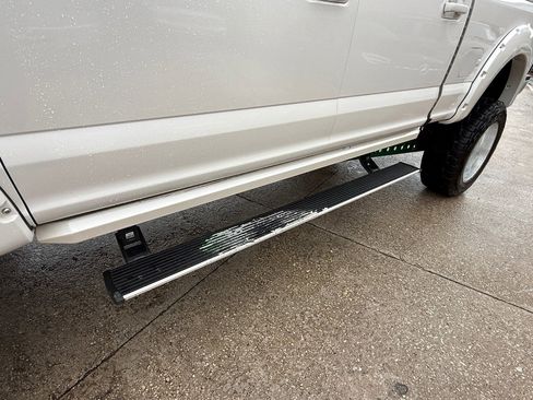 Used 2019 Ford F350 Platinum w/ Platinum Ultimate Package image 12