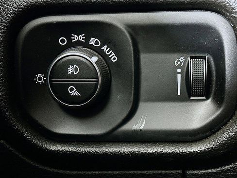 Used 2022 RAM 1500 Big Horn image 10