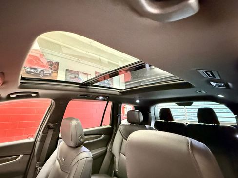 Used 2020 Cadillac XT6 Sport AWD/4WD image 41