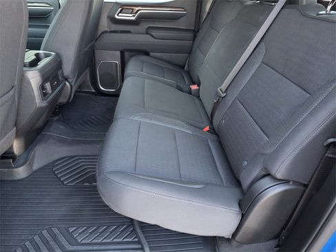 Used 2023 Chevrolet Silverado 1500 LT Trail Boss w/ LPO, Dark Essentials Package image 17