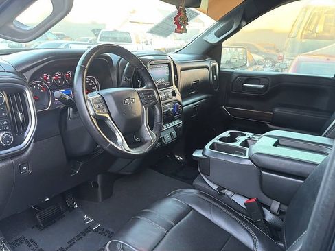 Used 2021 Chevrolet Silverado 1500 RST w/ Z71 Off-Road Package AWD/4WD image 4