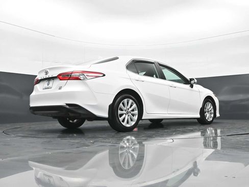 Used 2020 Toyota Camry LE w/ Cold Weather Package AWD/4WD image 29