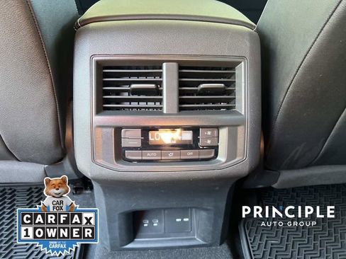 Certified 2021 Volkswagen Atlas SE image 28