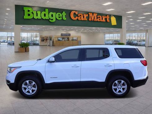 Used 2017 GMC Acadia SLE w/ LPO, Floor Liner Package AWD/4WD image 4