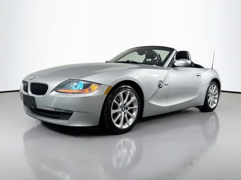 Used 2007 BMW Z4 3.0i image 32