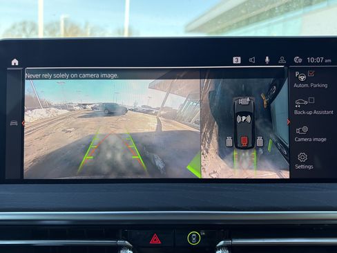 Used 2023 BMW X3 xDrive30i w/ Premium Package image 11