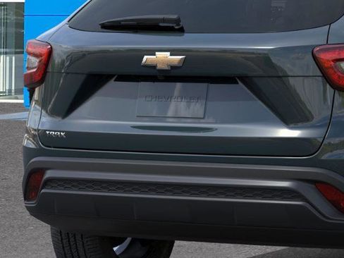 New 2026 Chevrolet Trax LS w/ LS Convenience Package image 33