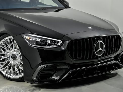 Used 2025 Mercedes-Benz S 580 4MATIC Sedan image 3