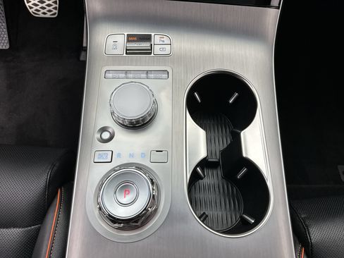 Certified 2026 Genesis GV70 3.5T Sport Advanced AWD/4WD image 20