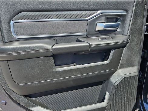 New 2026 RAM 3500 Big Horn AWD/4WD image 17