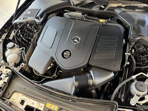 Used 2025 Mercedes-Benz C 300 Sedan image 34