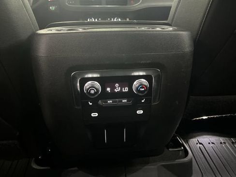 Certified 2023 GMC Yukon AT4 w/ AT4 Premium Plus Package AWD/4WD image 22