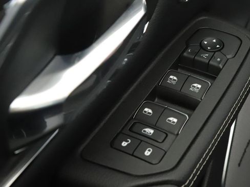 New 2026 RAM 1500 Laramie w/ Night Edition AWD/4WD image 7