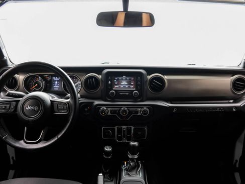 Used 2018 Jeep Wrangler Unlimited Sport S AWD/4WD image 13