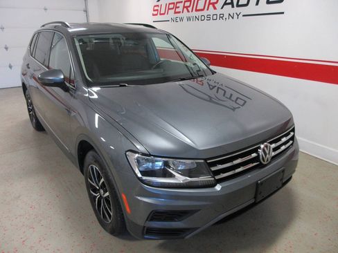 Used 2021 Volkswagen Tiguan SE AWD/4WD image 10