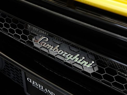Used 2020 Lamborghini Huracan EVO RWD image 41