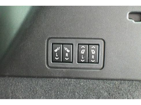 Certified 2023 Cadillac XT6 Sport w/ Platinum Package image 64