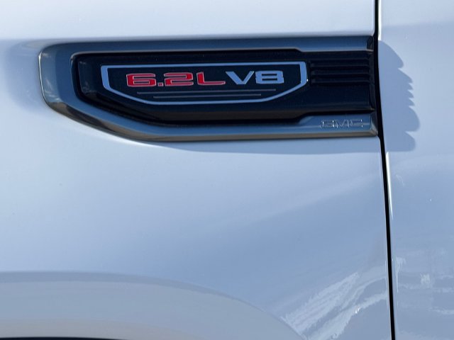 New 2026 GMC Sierra 1500 AT4 w/ AT4 Premium Package AWD/4WD image 12