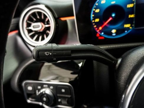 Used 2020 Mercedes-Benz CLA 250 image 21