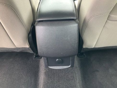 Used 2018 Ford Fusion S FWD image 26