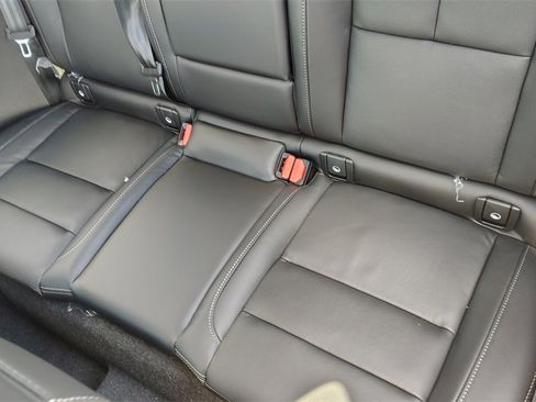 New 2026 Volvo XC40 B5 Core w/ Climate Package image 25