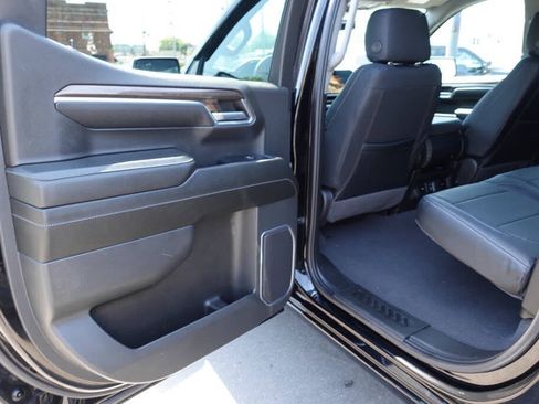 Used 2023 Chevrolet Silverado 1500 LT AWD/4WD image 21
