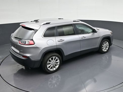Used 2019 Jeep Cherokee Latitude w/ Popular Appearance Group FWD image 18