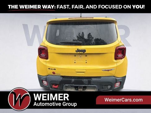 Used 2019 Jeep Renegade Trailhawk AWD/4WD image 6