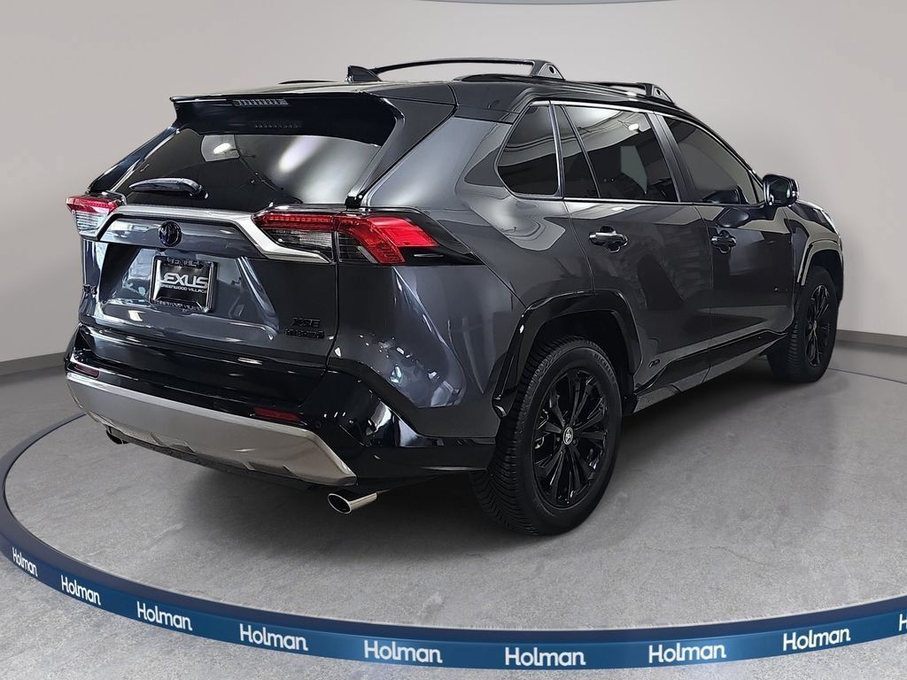 Used 2023 Toyota RAV4 XSE AWD/4WD image 6