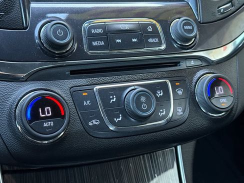 Used 2016 Chevrolet Impala LTZ image 21