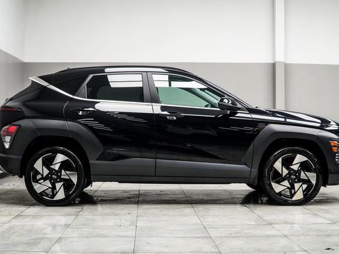 Used 2024 Hyundai Kona Limited AWD/4WD image 7