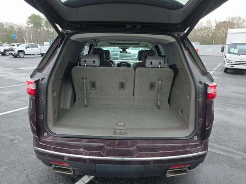 Used 2018 Chevrolet Traverse Premier w/ LPO, Floor Liner Package image 8