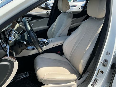 Used 2019 Mercedes-Benz E 300 w/ Premium 1 Package image 18
