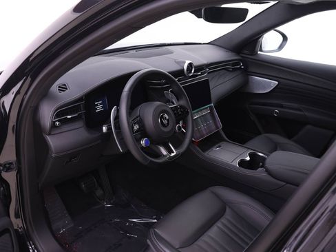 New 2025 Maserati Grecale GT AWD/4WD image 6