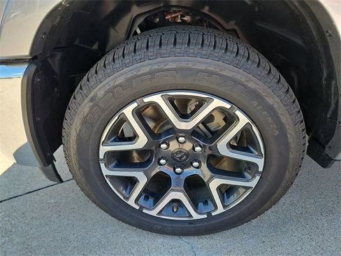 Used 2025 RAM 1500 Laramie image 31