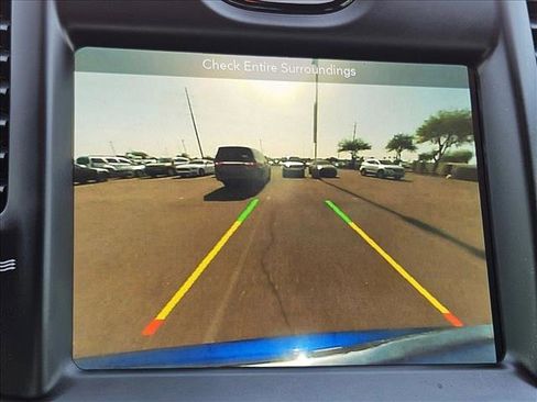 Used 2018 Chrysler 300 S w/ 300S Premium Group RWD image 18