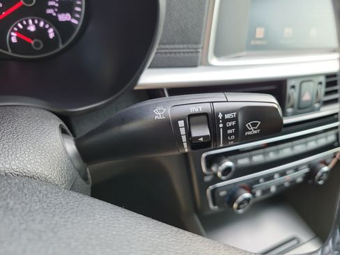 Used 2019 Kia Optima S w/ S Panoramic Sunroof Package FWD image 30