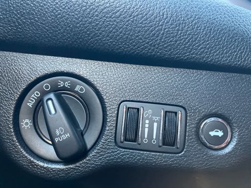 Used 2022 Dodge Challenger R/T image 13