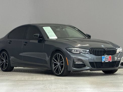 Used 2022 BMW 330i Sedan w/ M Sport Package RWD image 6