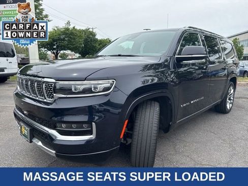 Used 2023 Jeep Grand Wagoneer L Series II w/ Premium Group II AWD/4WD image 3