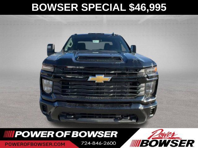 Used 2024 Chevrolet Silverado 2500 Custom w/ Custom Value Package AWD/4WD image 3