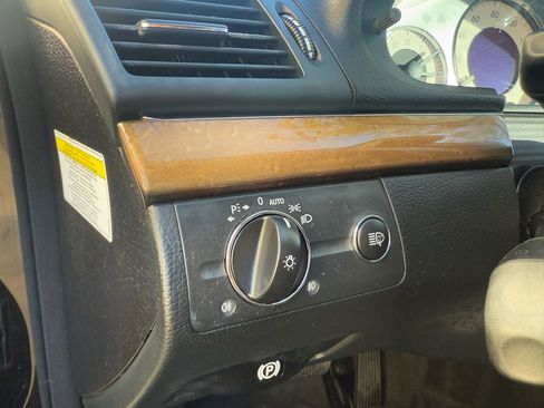 Used 2007 Mercedes-Benz E 350 4MATIC Sedan image 31