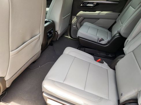 New 2026 Chevrolet Tahoe LT w/ Comfort Package AWD/4WD image 24