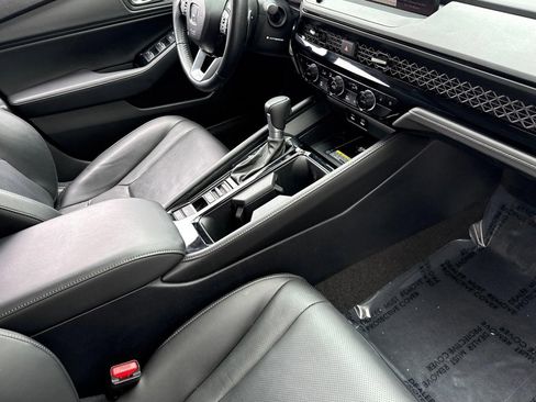 Certified 2024 Honda Accord Touring image 30