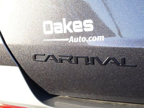 New 2026 Kia Carnival SX Prestige FWD image 18